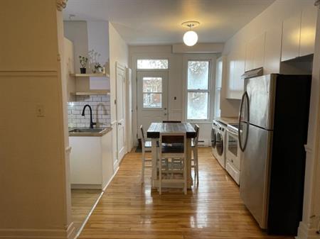 4 1/2 - Montréal (Le Plateau Mont-Royal) - 2 300 $/mois