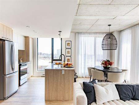 MARKET unités 3 1/2 Occupation immédiate Laval Chomedey - Condo / appartement / logement à louer