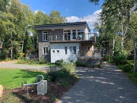 Appartement-meublé style condo ( st-donat)
