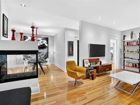 Superbe rez-de-chaussée entièrement meublé au cœur du Mile-End