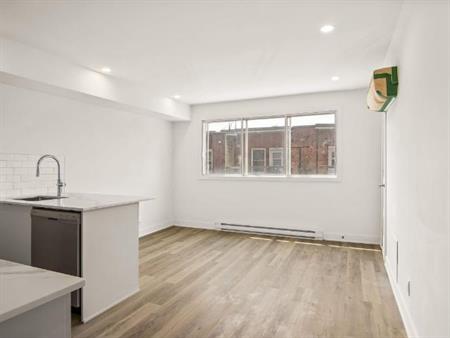 1 CH - 1 SDB - Montréal - $1,145 /mo