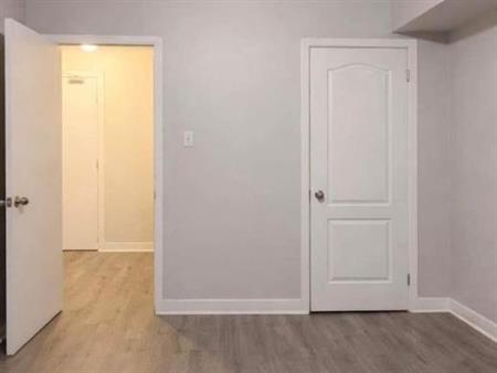 1 CH - 1 SDB - Montréal - $1,140 /mo