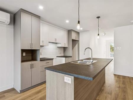 3 CH - 1 SDB - Salaberry-de-Valleyfield - $1,660 /mo