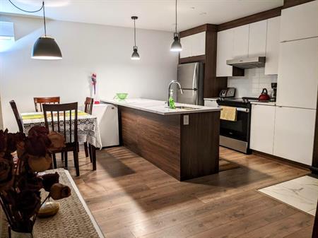 Superbe grand 4½+ de 1,185 pi² – Qualité, comfort, communauté