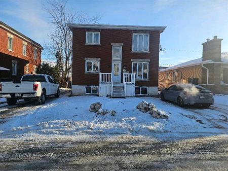 1210 Cadieux Sorel-Tracy 9 pieces