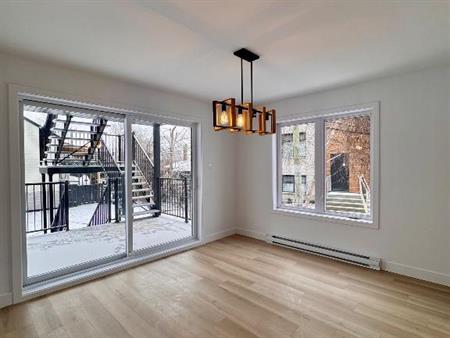 Longueuil • 2 chambres • Neuf • Qualité • Tranquillité + Balcon