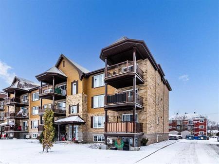 Condo 4 1/2 à louer Pincourt