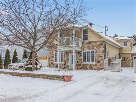 🏡 4 ½ à louer – Vaudreuil-Dorion ( 2 Stationnements)
