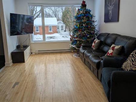 Maison à louer avec piscine – Québec (Sainte‑Foy)