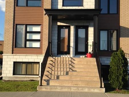 4 et demi - Rez-de-chaussé - Blainville - dans un quartier tranquille