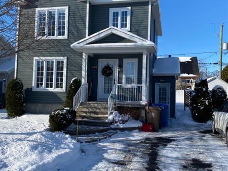 Appartements 3 1/2 pièces à louer à McMasterville