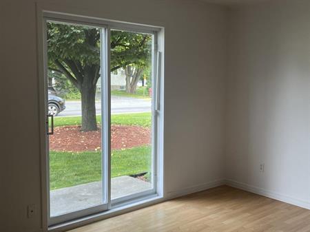 St Césaire 41/2 LIBRE retraité ou semi retraité Non Fumeur Pas Animaux