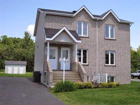 4 1/2 à louer à Richelieu