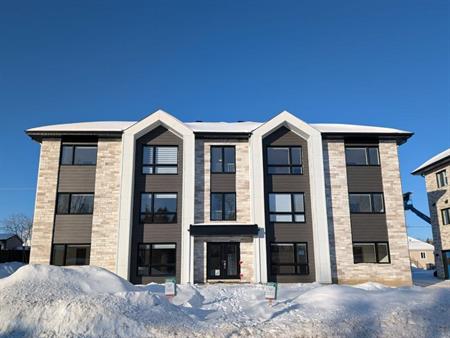 4½ neuf, Saint-Jérôme, Bellefeuille