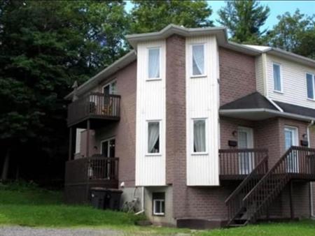 Grand 4 1/2 St-Romuald