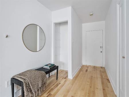 2 CH - 1 SDB - Montréal - $1,995 /mo
