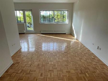 1 CH - 1 SDB - Montréal - $1,395 /mo