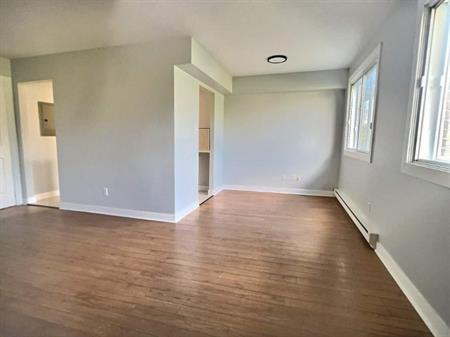 1 CH - 1 SDB - Châteauguay - $1,550 /mo