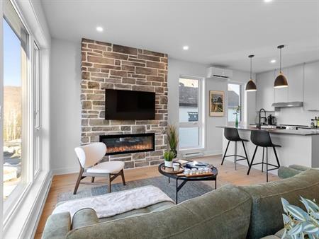 condo à louer, 4 1/2, internet et service câble inclus ***