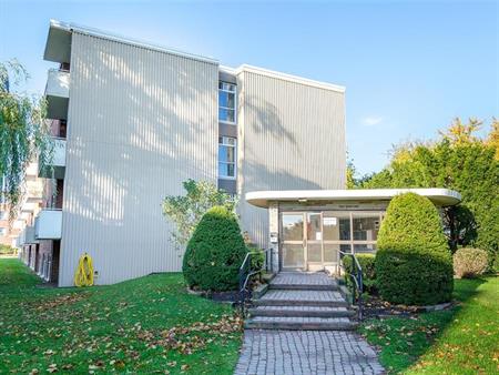 Craigton Drive Apartments