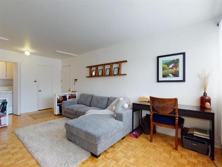 3 ½ LIBRE LE 1ER JUILLET