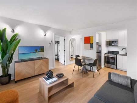 Appartement Une Chambre - Montréal Centre-Ville, Meublé