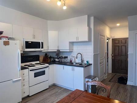 Grand 5 ½, 3 BR,/libre imméd., 2ieme,Métro Préfontaine+poss parking