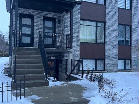 Demi Sous-sol 5 et demi Farnham