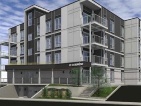 Juillet Lévis centre-ville,31/2 +