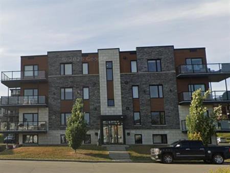 Grand 5 1/2, ANIMAUX ACCEPTÉS, 1 MOIS DE LOYER GRATUIT