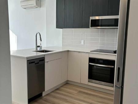 Immeuble Le Georges Condo 3½ centre-ville de Mtl