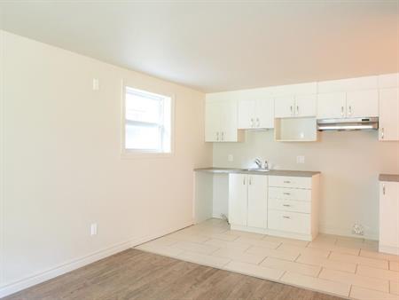 4 1/2 | disponible le 1er juillet | Quartier Montcalm