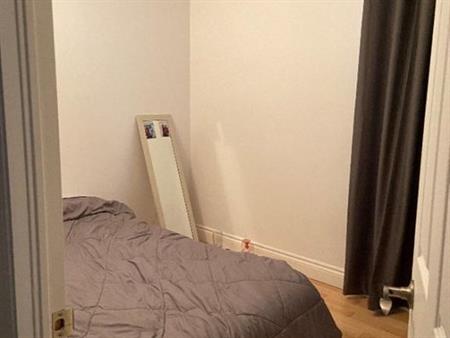 4 1/2 - Quartier Saint-Sacrement - Disponible immédiatement