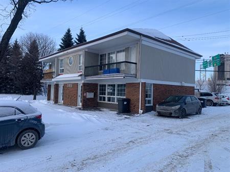 3 1/2 sur 2niveaux, Sainte-foy, 01Fevrier2026