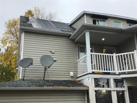 Petit 3 1/2 (loft) à louer