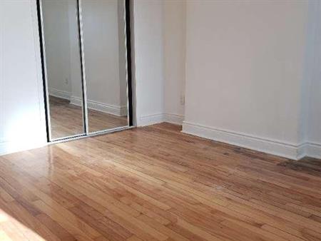 Charmant 3 ½ au coeur de Parc-Extension/Villeray