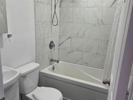 Appartement 3 ½ à louer / 3 ½ apartment for rent