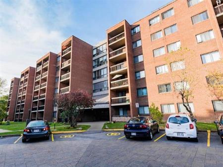 1 CH - 1 SDB - Montréal - $1,285 /mo