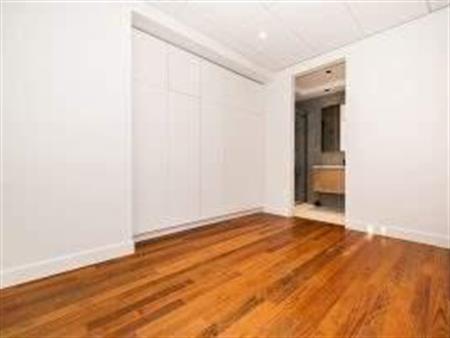 1 CH - 1 SDB - Montréal - $1,350 /mo