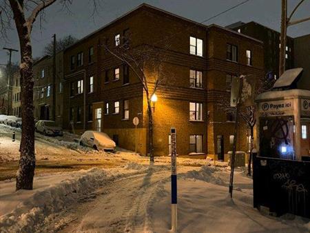 4 1/2 St-Jean Baptiste (1er Avril)