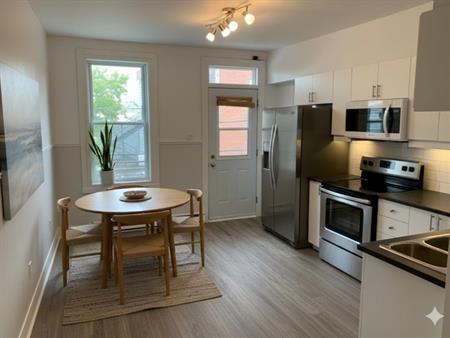 Grand 5 ½, 3 BR,/libre mars, 2ieme,Métro Préfontaine+poss parking