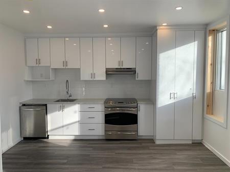 Verdun, 1200 pc, 5 ½ ,3 CAC, 5 électro, AC, rénové à neuf