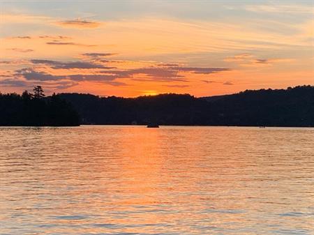 Chalet cosy au bord du lac –Hiver & Printemps 🌷❄️