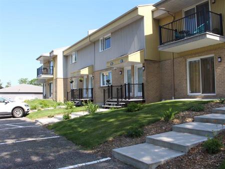 Lévis (St-Nicolas), grand 4 1/2 à louer - 1er mai 2026