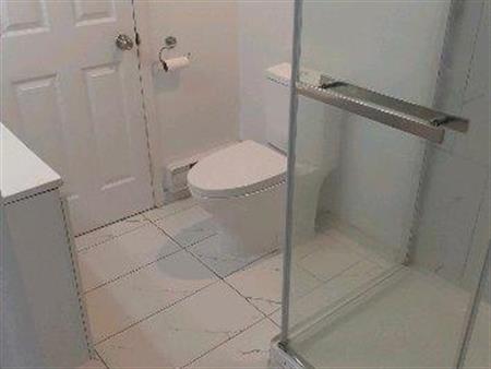 BEAU 1 1/2 FRAÎCHEMENT RÉNOVÉ TOUT INCLUS/MEUBLÉ À PROXIMITÉ DE TOUS LES SERVICES À LAVAL