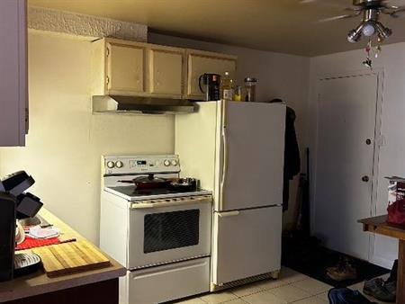 Logement à louer 3 1/2 chauffé,eclairé