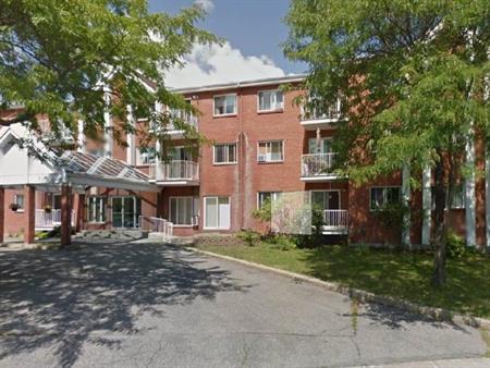 Logements 3 1/2 pour 50 ans et plus Île Bizard Montréal - appartement à louer