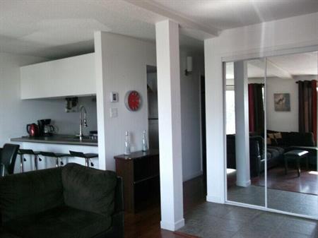 4 1/2 style condo, secteur Lebourgneuf, air climatisé
