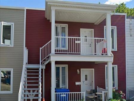 Beau 4 1/2 / Proche de tout