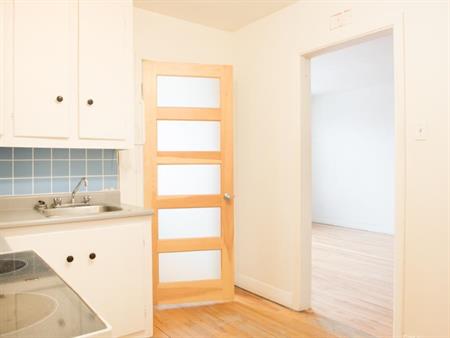 3 ½ au cœur de Montcalm – Emplacement idéal !